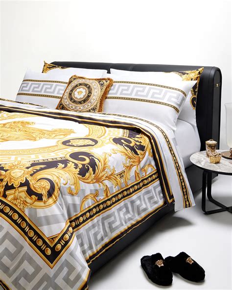 versace seidentuch 130 x 130|Versace Duvet Cover .